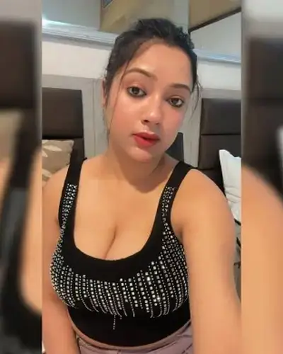 Call Girls Service Sakri