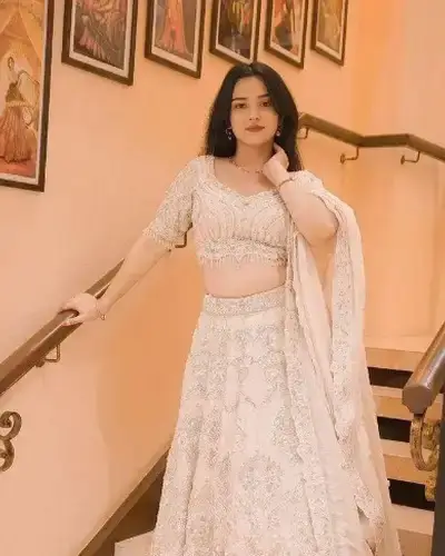 Escort Service In Sakri